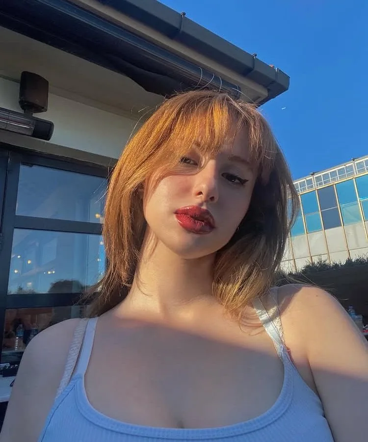 Özlem - Çekmeköy Escort