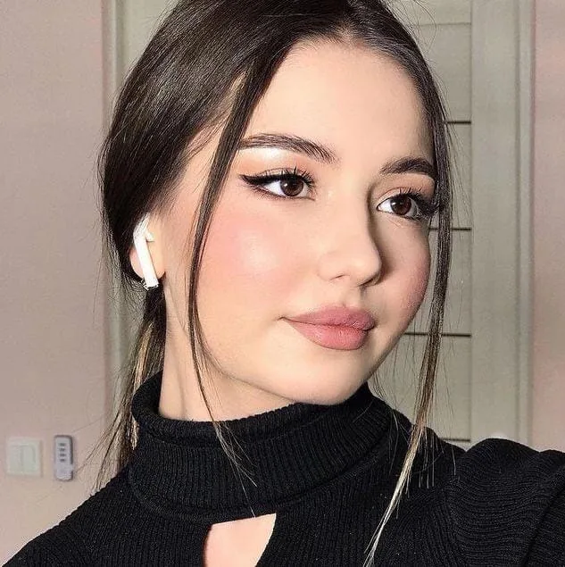 Ceren - Çekmeköy Escort
