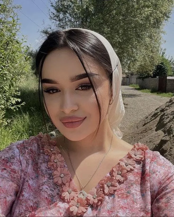 Elif - Çekmeköy Escort