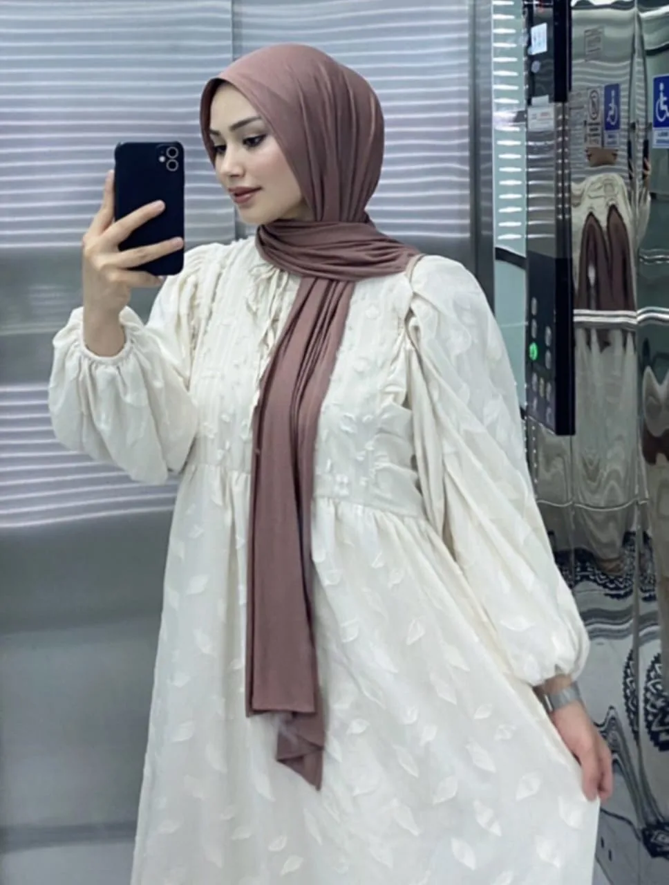 Gamze - Çekmeköy Escort