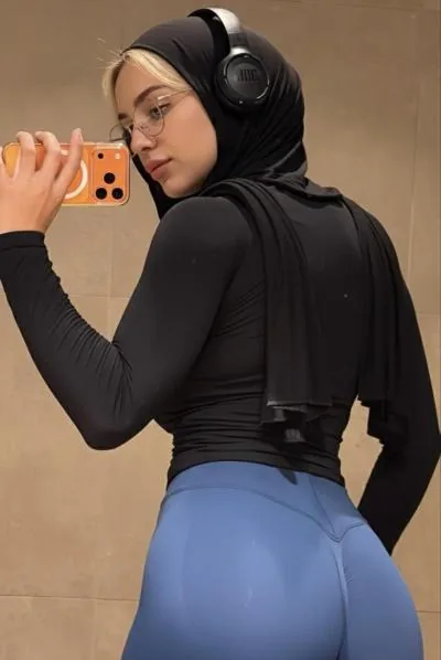 Hande - Çekmeköy Escort