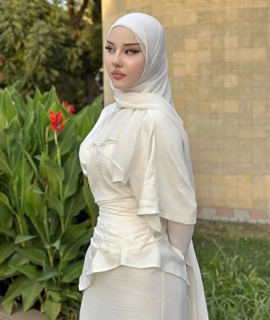 Defne - Çekmeköy Escort