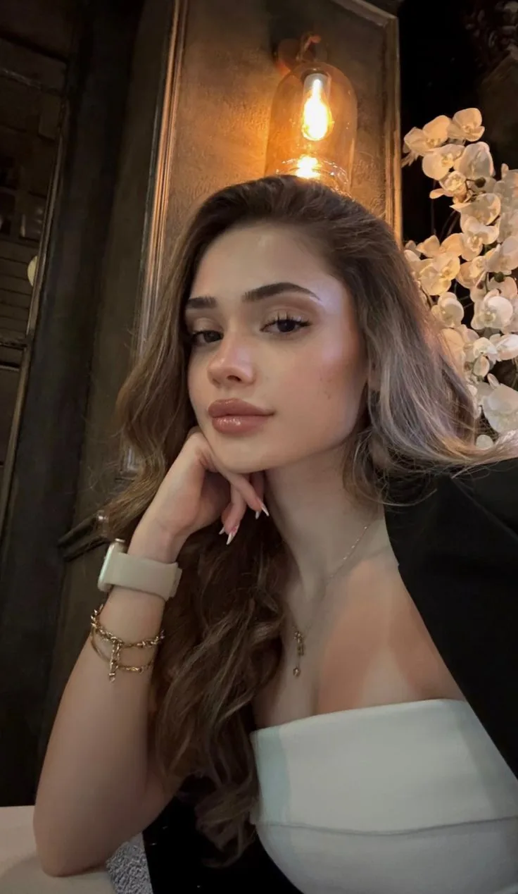Selen - Çekmeköy Escort